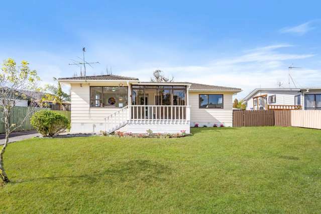 Cozy Family Home on Fenced section