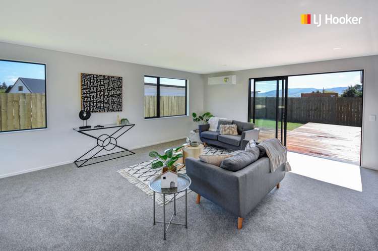 11 Paterson Road Mosgiel_5