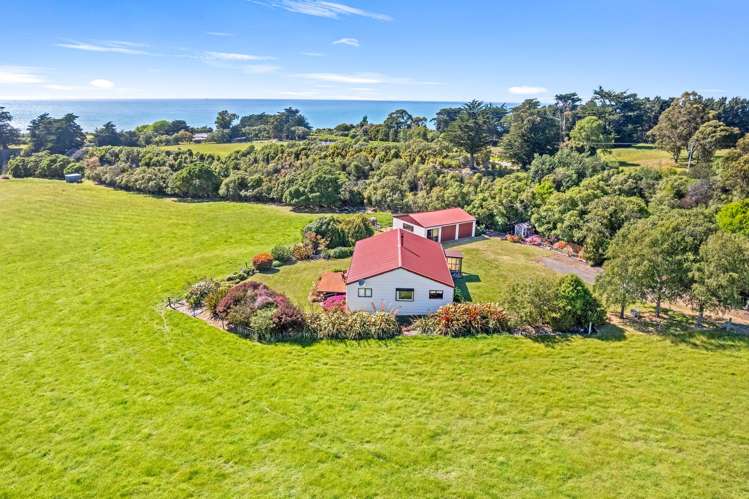 385 Cathedral Road_2