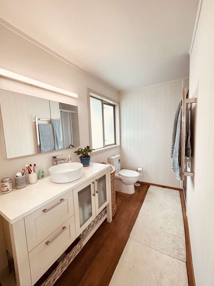 93A Churchill Road Murrays Bay_15