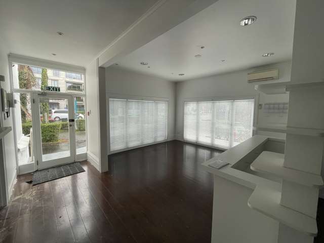 532 Parnell Parnell_1