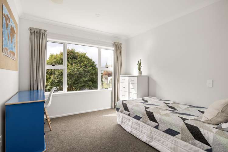 33 Upland Street Brookfield_13