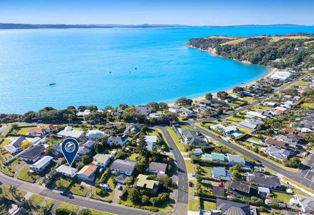 7a The Crescent Tindalls Beach_2