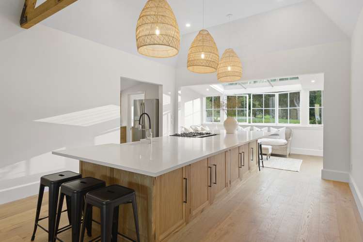 252 Wainui Main Road French Farm_5