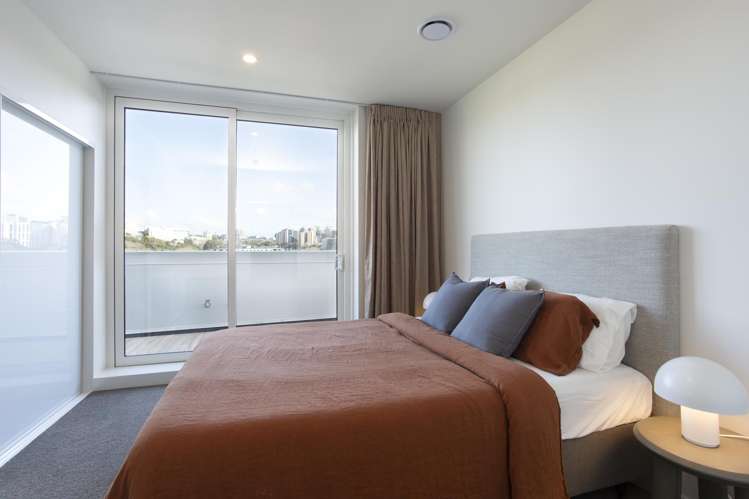 1001/2B Augustus Terrace_5