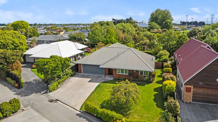 4 Fountainhead Lane Hillmorton_23