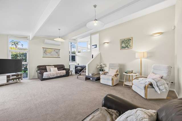 8 Blue Gum Rise Sunnyhills_4