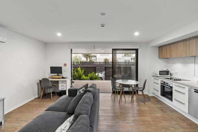 GO2/1 Hewitts Road Merivale_1