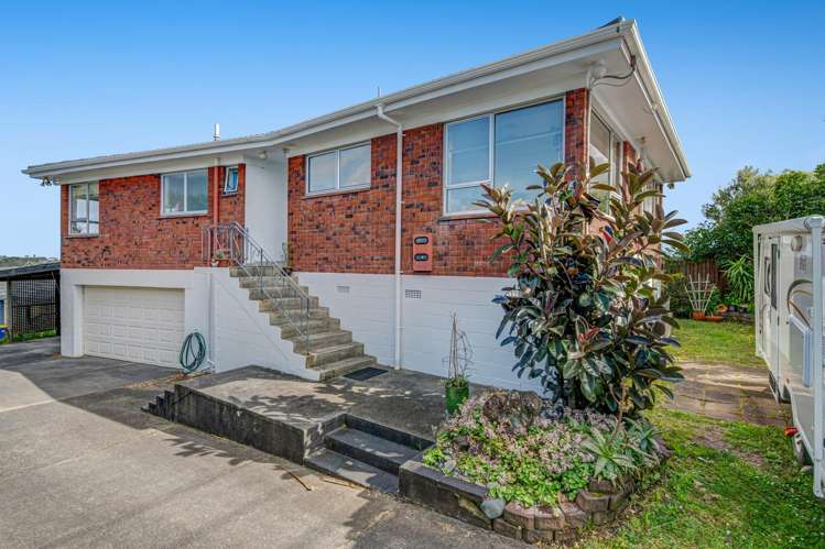 1/96 Sunset Road Unsworth Heights_0