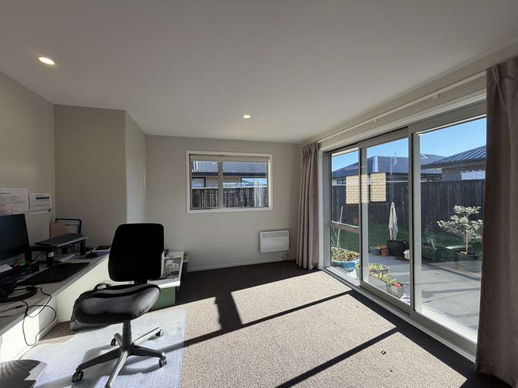 79 Sunline Avenue Lincoln_4