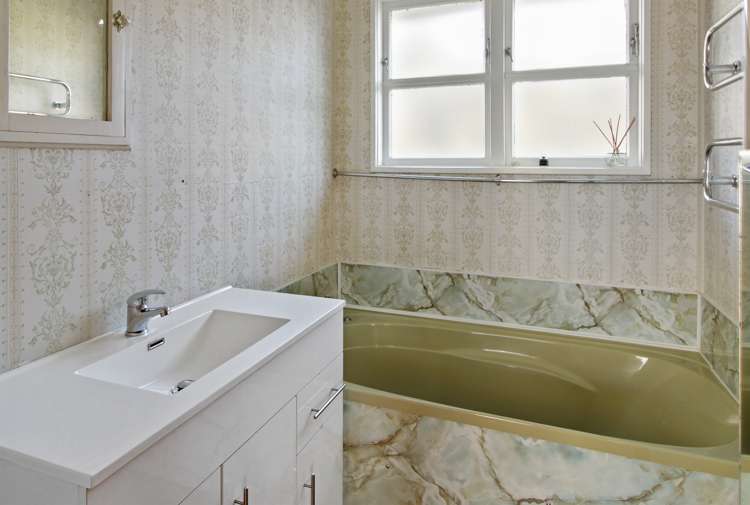 23 Gorton Street Bulls_6