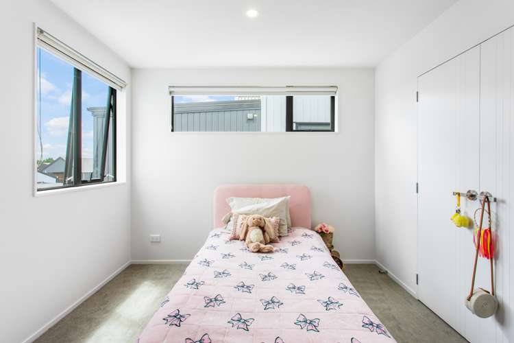 27 Hermitage Street Flat Bush_16