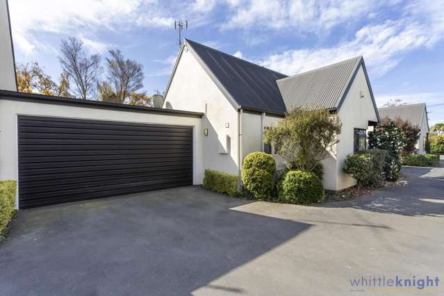 2/179 Clyde Road Fendalton_1