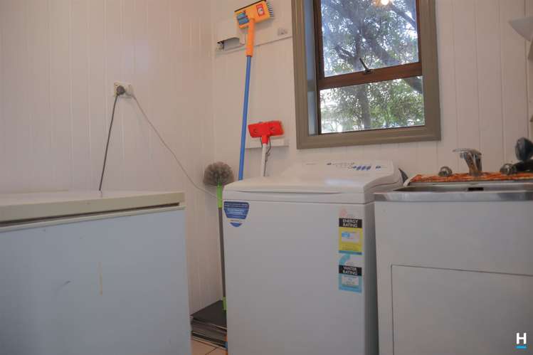 28 Firth Street Cobden_26