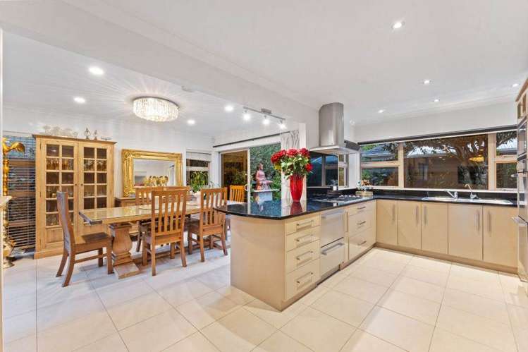 26A Beach Road Pahurehure_7