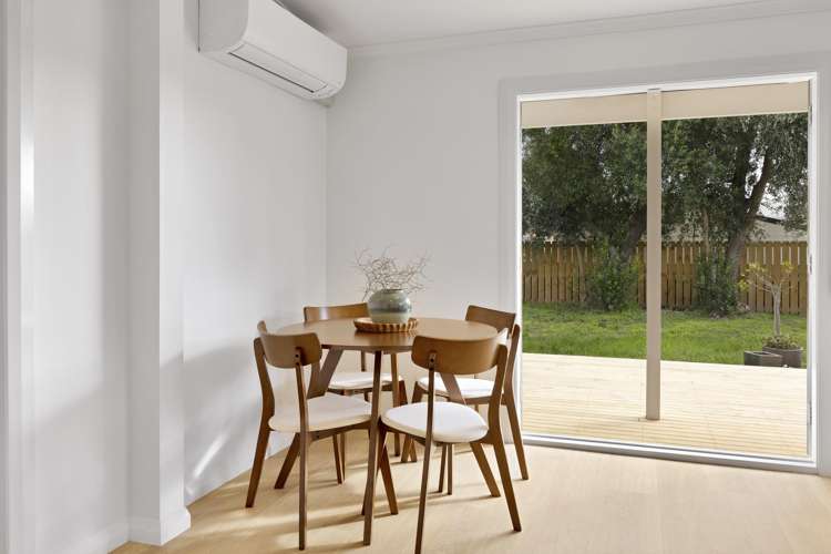 8 Garrison Street Carterton_11
