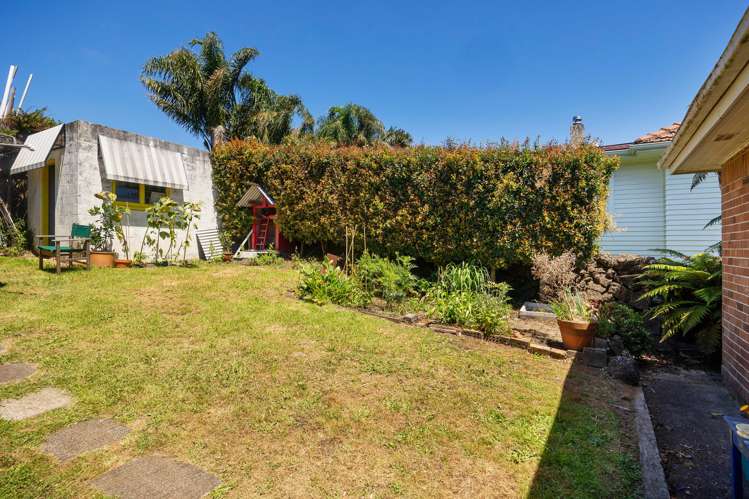 1048 New North Road Mount Albert_10