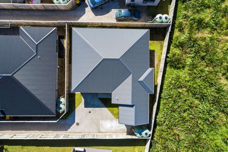 69a Pakanga Grove Pyes Pa_25