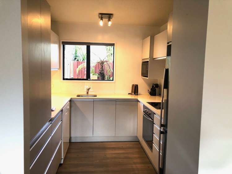 3/10 Mayfair Street Riccarton_3