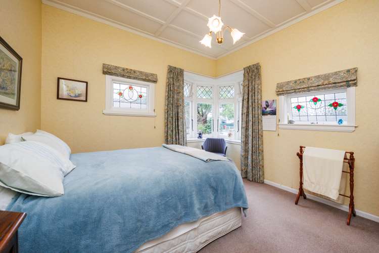 20 Moerangi Street West End_24