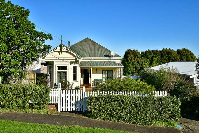 45 Karaka Street Helensville_1