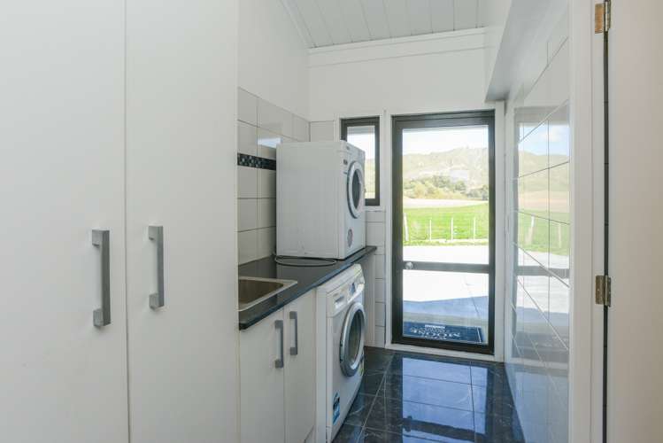 49 Harper Road Waimarama_17