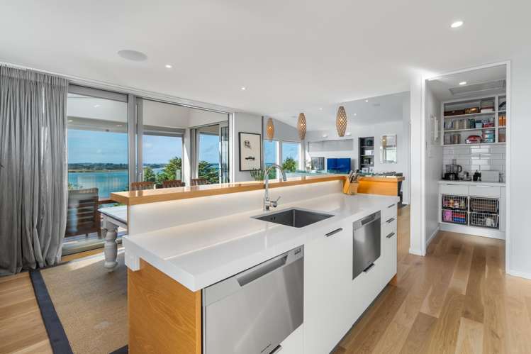 62 Te Awakura Terrace Mount Pleasant_7