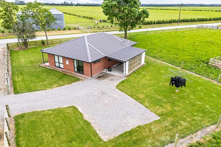 52 White Road Milford_21