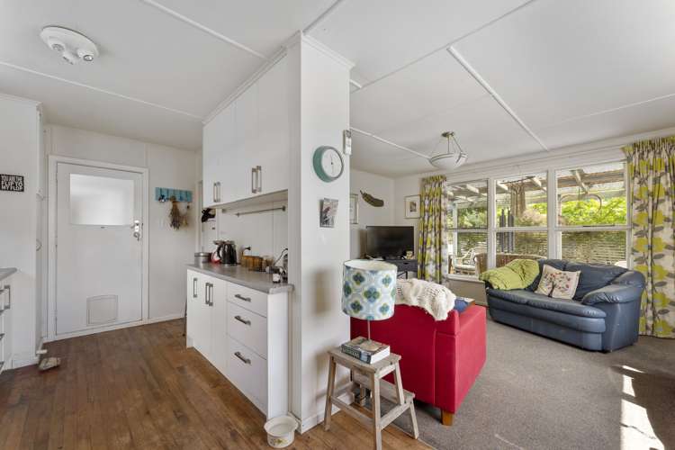 16 Wairau Road Picton_5