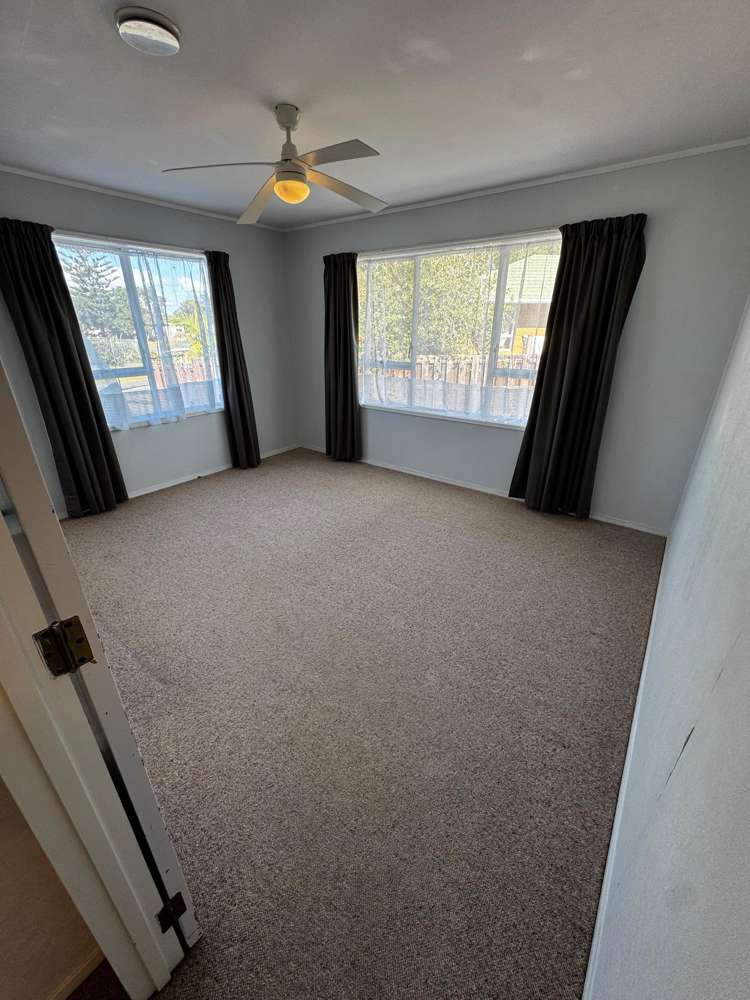 2 Rakatau Place Ruakaka_13
