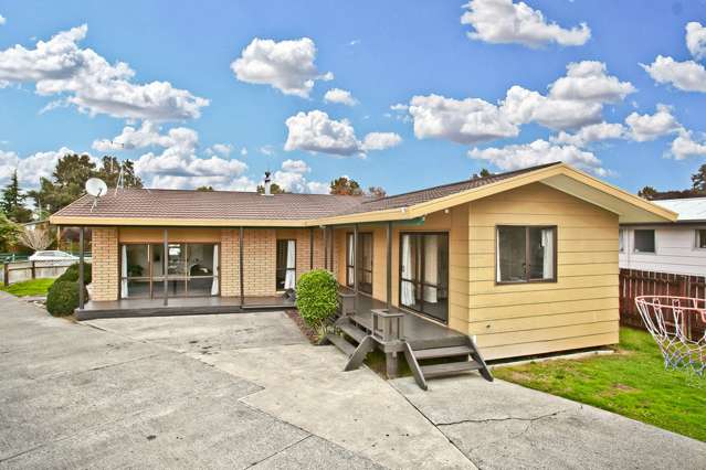 24 Hibiscus Avenue Hamilton Lake_2