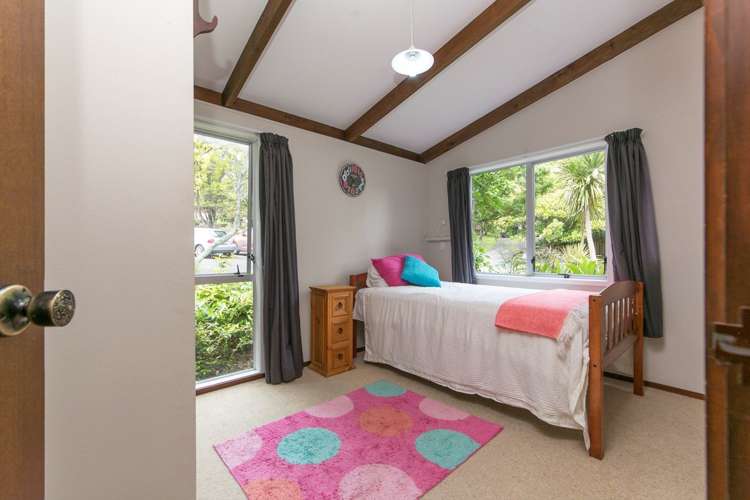 20 Longfellow Parade Glen Eden_12