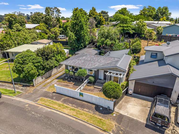 7 Wiremu Street Hamilton East_28
