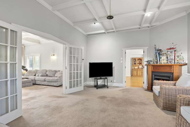 410 River Road_4