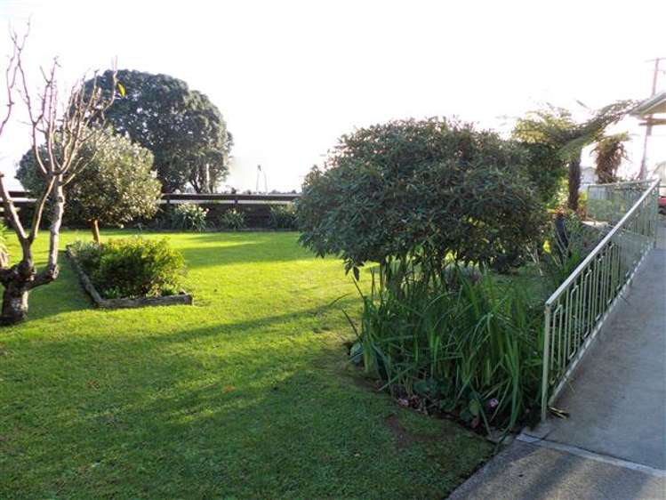 101 Ash Street Thames_20