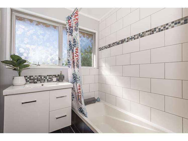 49 West View Crescent Onerahi_11