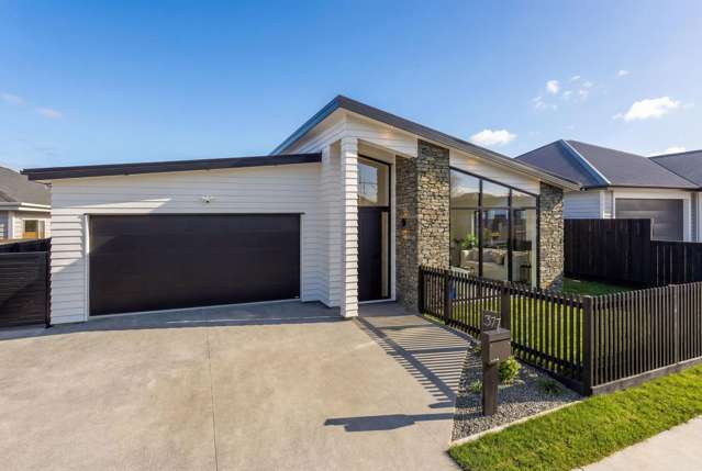 377 Te Taruna Drive Milldale_1