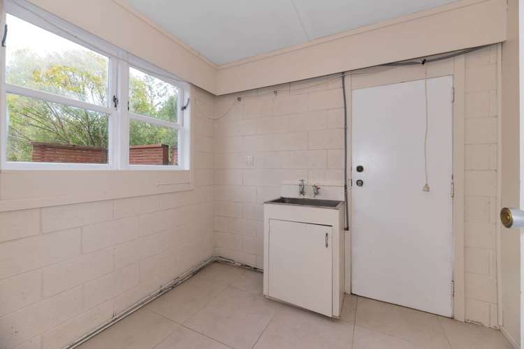 42 West Lynn Road Titirangi_19