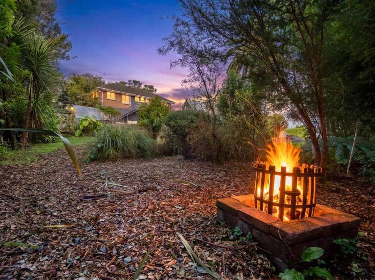 15 Hutchinson Avenue New Lynn_1