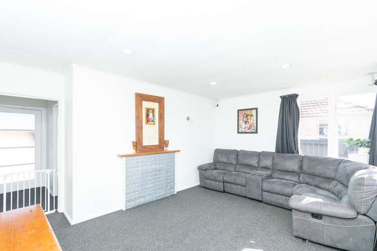 9 & 9A Odette Street Bader_18