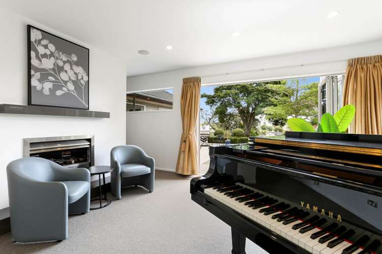 29 Saint Andrews Road Epsom_14