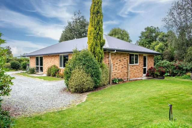 Peaceful Townhouse in Prime Location