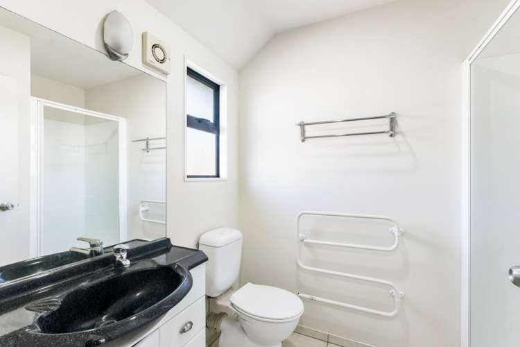 2/34 Owairaka Avenue Mount Albert_12