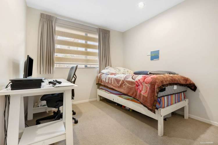 12 Manning Rise Flat Bush_15