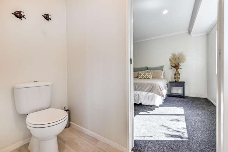 4 Abergeldie Way Cambridge_10