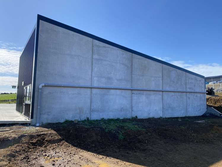 Unit 5, 60 Connett Road Bell Block_5