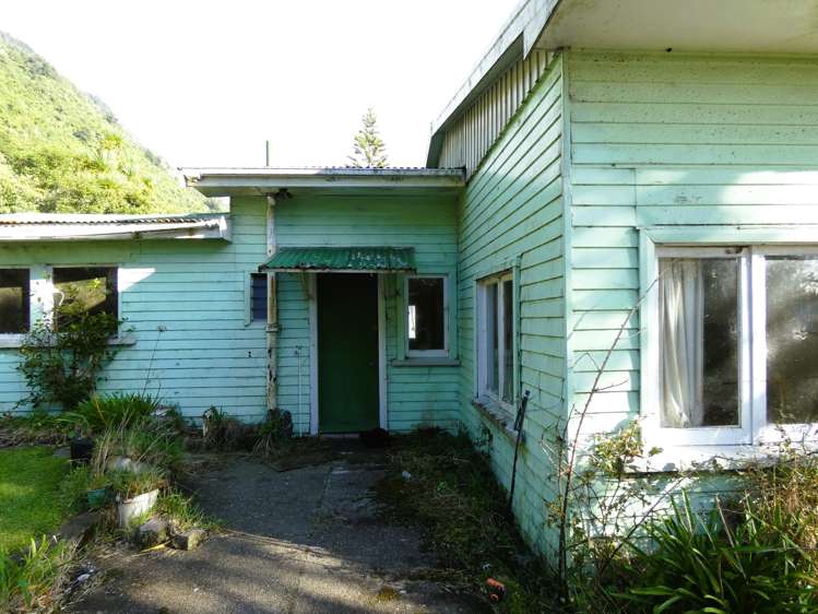 8 Torea Street_4