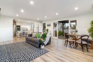 2/15 Lynn Road_2