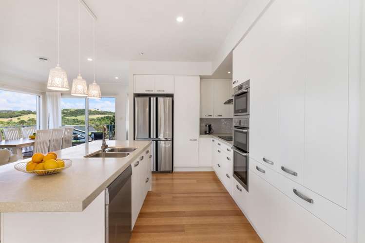 24 Kotanui Avenue Army Bay_43