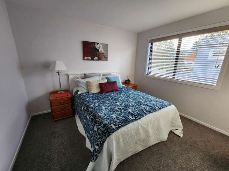 2/62 Queens Grove 1371_6